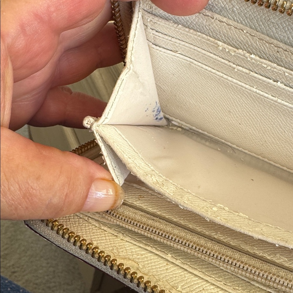 Coach Cream Embossed Wallet - Picture 8 of 8